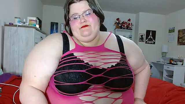 Snapshot of ChristineLusst chatting on March 19, 11:17 am ChristineLusst online show from March 19, 11:17 am