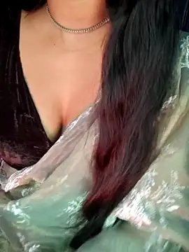 SexyAndHottie online show from October 9, 3:21 pm