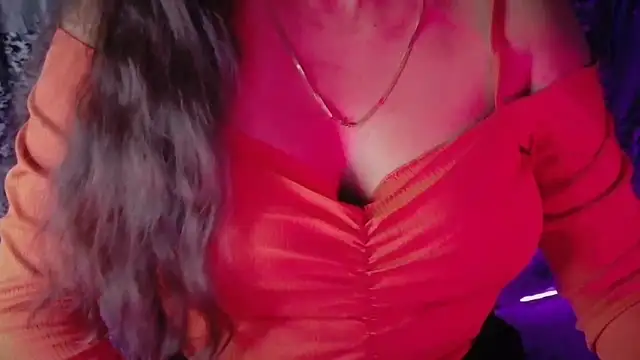 SexyAndHottie online show from May 21, 4:03 pm