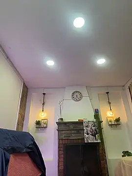 Snapshot of dulce_celeste15 chatting on November 13, 7:57 pm dulce celeste15 online show from November 13, 7:57 pm