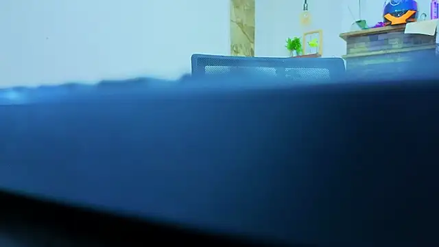 Snapshot of dulce_celeste15 chatting on March 25, 1:50 pm dulce celeste15 online show from March 25, 1:50 pm