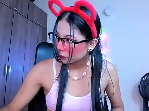  ALLYSON18  online show from January 11, 11:34 am