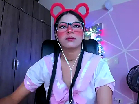  ALLYSON18  online show from January 12, 11:28 am