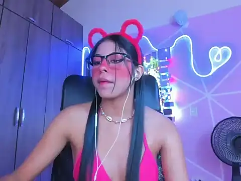  ALLYSON18  online show from January 19, 2:28 pm