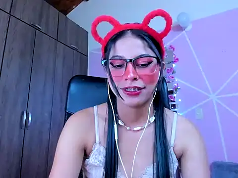  ALLYSON18  online show from March 7, 5:38 pm