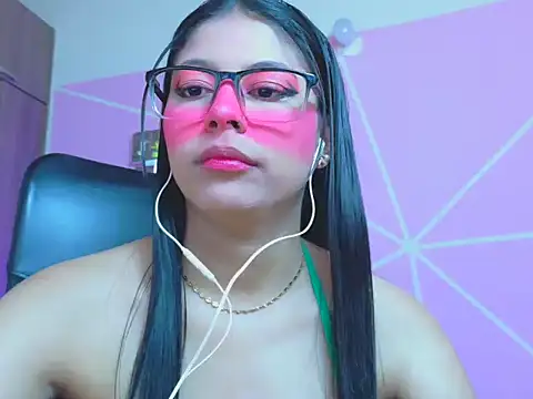  ALLYSON18  online show from May 2, 12:32 pm