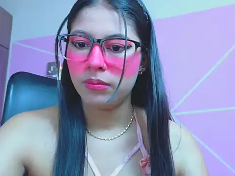  ALLYSON18  online show from May 4, 12:01 pm