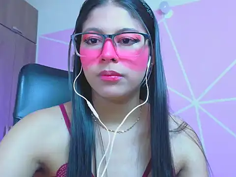  ALLYSON18  online show from May 10, 11:59 am