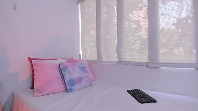 Snapshot of Brisa_blue chatting on January 15, 3:07 pm Brisa blue online show from January 15, 3:07 pm