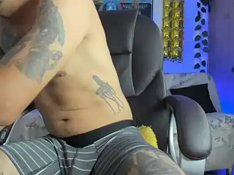 mikee scooth online show from January 20, 7:35 pm