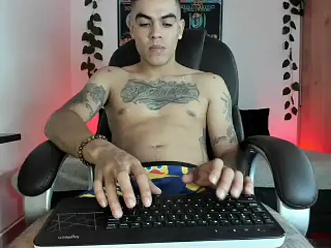 mikee scooth online show from March 22, 7:57 am