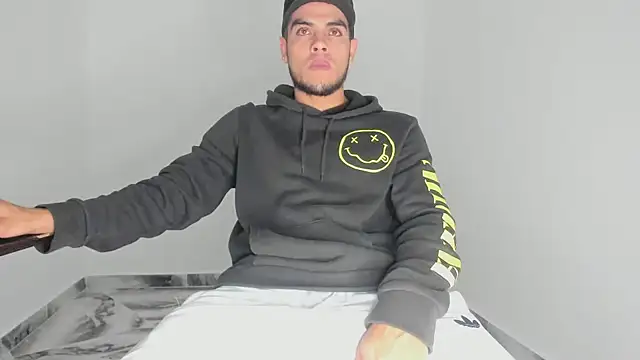 mikee scooth online show from November 27, 9:44 am