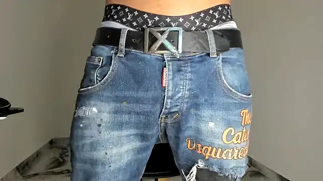 mikee scooth online show from December 19, 7:48 am