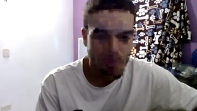 Snapshot of mikee_scooth chatting on June 19, 5:39 pm mikee scooth online show from June 19, 5:39 pm