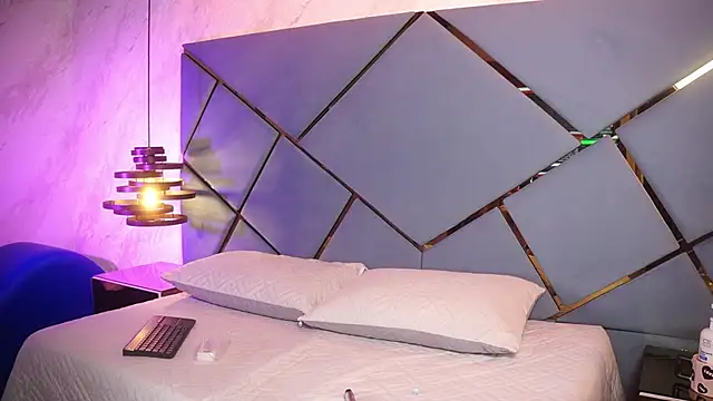 ammy durand online show from February 16, 7:10 pm