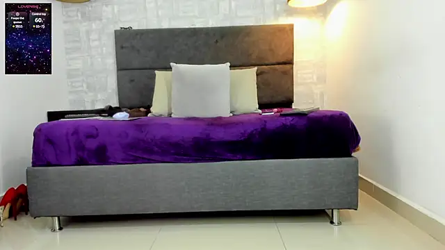 missnatash online show from January 27, 10:49 pm