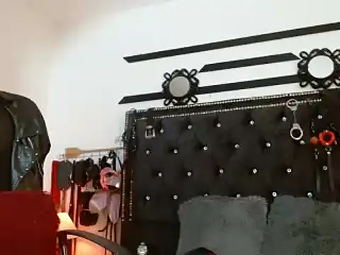 SamaraMartinez online show from March 5, 8:10 pm