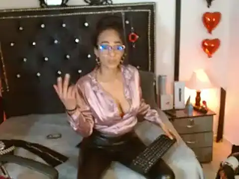 SamaraMartinez online show from March 21, 7:35 pm