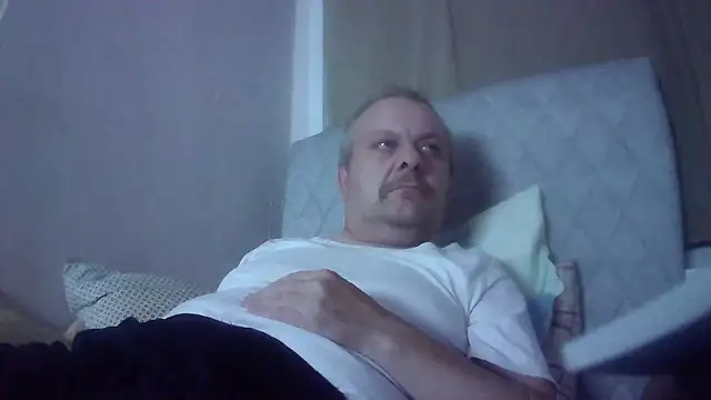 Snapshot of amylrmm1903 chatting on September 18, 9:28 pm amylrmm1903 online show from September 18, 9:28 pm