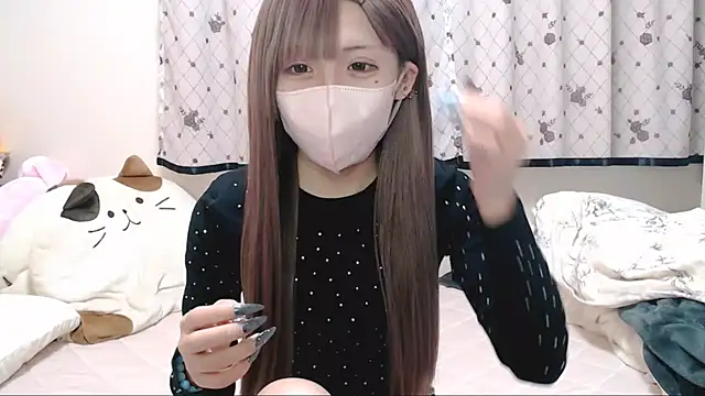  hiyor  online show from November 10, 7:02 pm