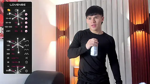 Snapshot of Ryo_kush chatting on March 6, 3:47 am Ryo kush online show from March 6, 3:47 am