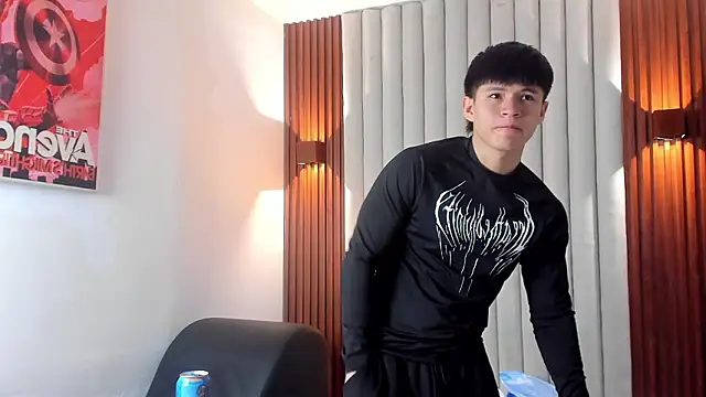 Snapshot of Ryo_kush chatting on March 13, 3:46 am Ryo kush online show from March 13, 3:46 am