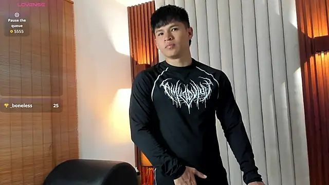 Snapshot of Ryo_kush chatting on May 19, 12:55 pm Ryo kush online show from May 19, 12:55 pm