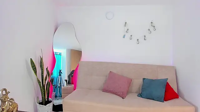 Snapshot of Sweetluna__ chatting on October 21, 7:03 pm Sweetluna online show from October 21, 7:03 pm