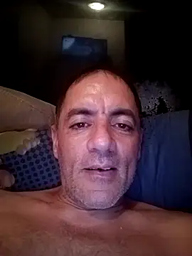 Snapshot of ELMOTHEFUCKER69 chatting on September 15, 9:31 am ELMOTHEFUCKER69 online show from September 15, 9:31 am