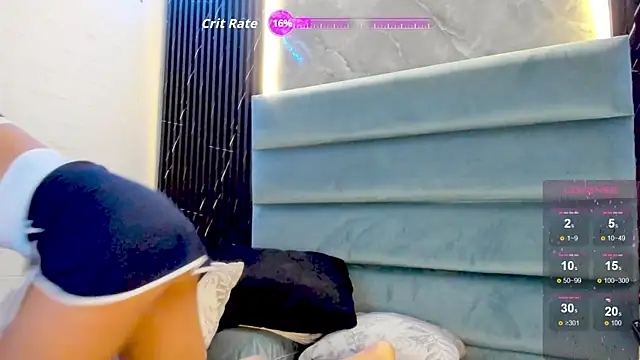 Snapshot of MelodiLovee_ chatting on November 21, 5:33 pm MelodiLovee online show from November 21, 5:33 pm