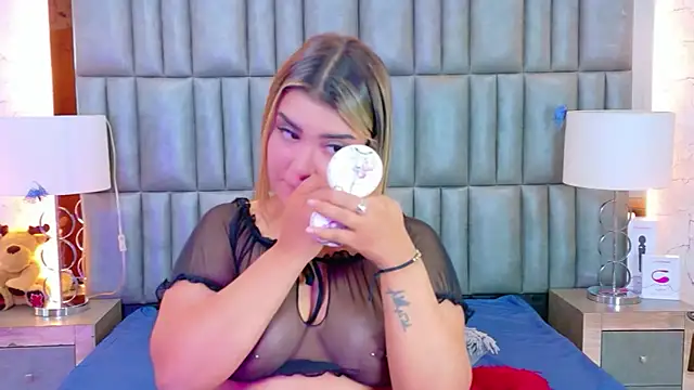 ZoehRoux online show from December 23, 3:59 am