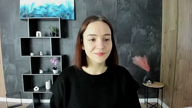 OliviaMontgomery online show from December 2, 12:40 pm