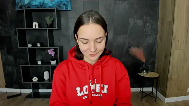 OliviaMontgomery online show from December 4, 3:43 pm