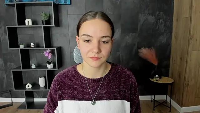 OliviaMontgomery online show from December 11, 3:26 pm