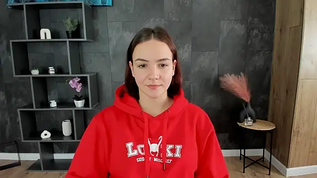 OliviaMontgomery online show from December 13, 9:02 am