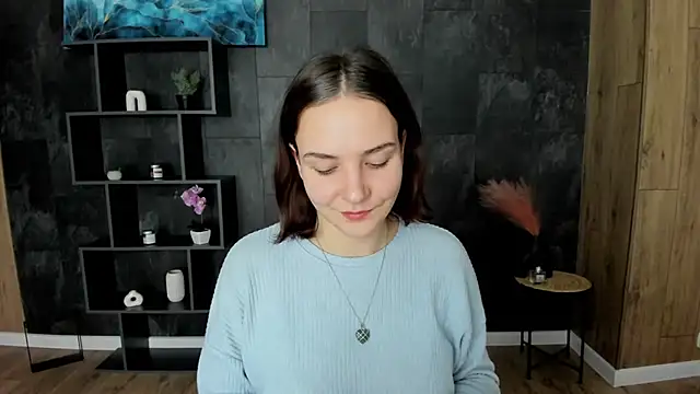 OliviaMontgomery online show from December 19, 3:52 pm