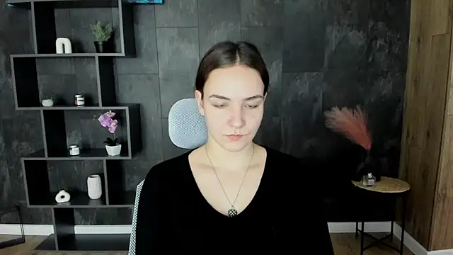 OliviaMontgomery online show from December 23, 1:03 pm