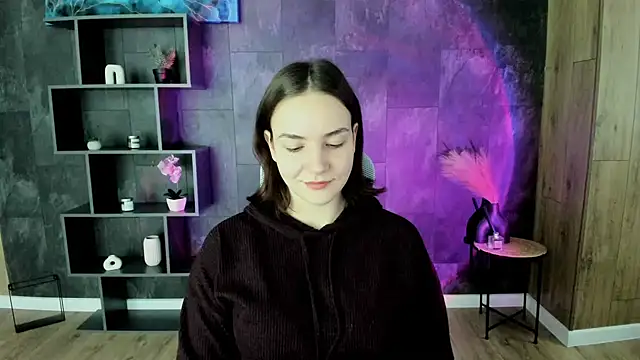 OliviaMontgomery online show from December 27, 9:17 am