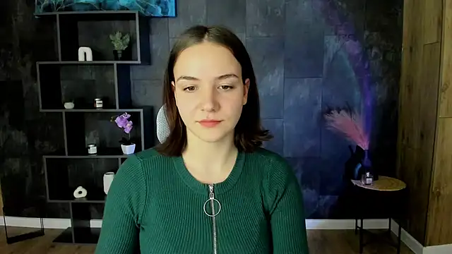 OliviaMontgomery online show from January 5, 2:41 pm