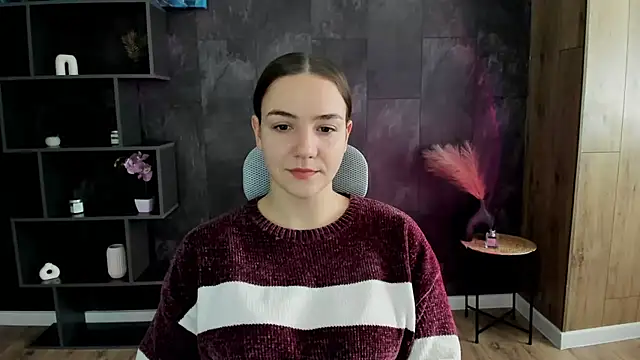 OliviaMontgomery online show from January 16, 9:16 am
