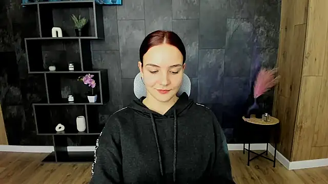 OliviaMontgomery online show from February 1, 5:58 pm