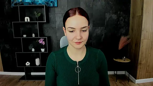 OliviaMontgomery online show from February 4, 10:10 am
