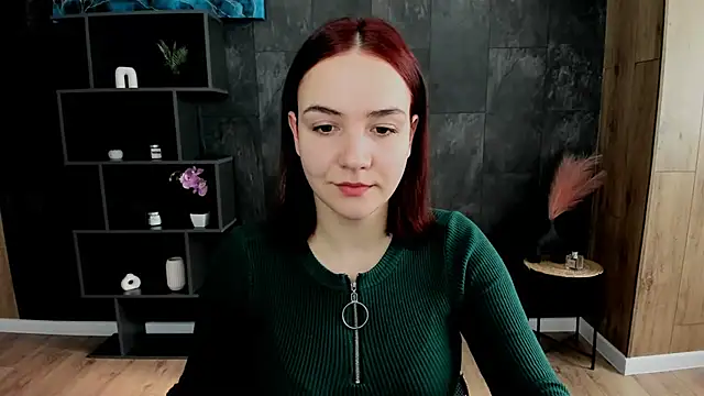 OliviaMontgomery online show from February 11, 11:10 am