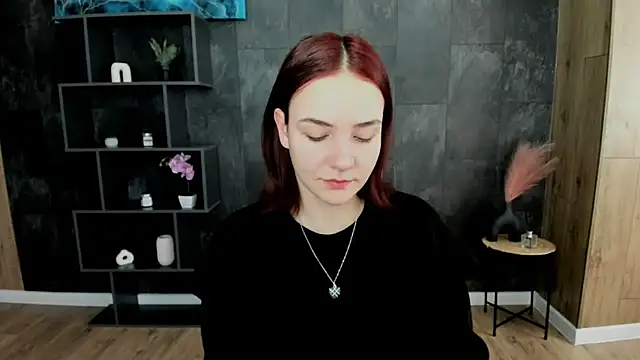 OliviaMontgomery online show from February 13, 7:24 am