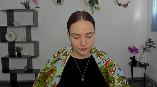 OliviaMontgomery online show from February 25, 9:53 am