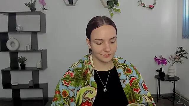 OliviaMontgomery online show from February 25, 12:55 pm