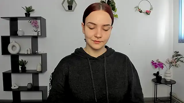 OliviaMontgomery online show from March 5, 1:39 pm