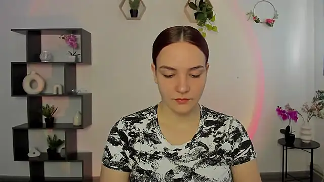 OliviaMontgomery online show from March 9, 1:37 pm