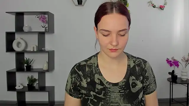 OliviaMontgomery online show from March 12, 12:36 pm