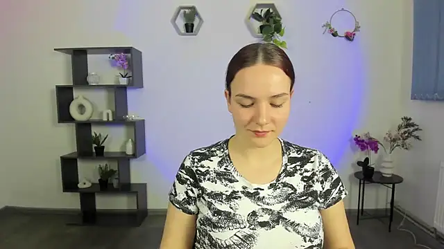 OliviaMontgomery online show from March 16, 4:56 pm